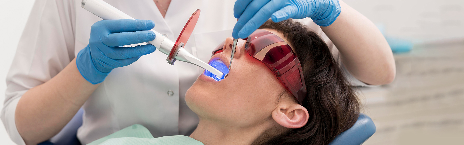 Thinking About Whitening Your Teeth? Here’s What to Expect