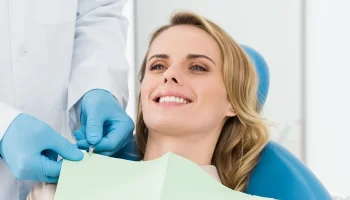 Is It Time to See a Dentist? 7 Signs You Shouldn’t Ignore